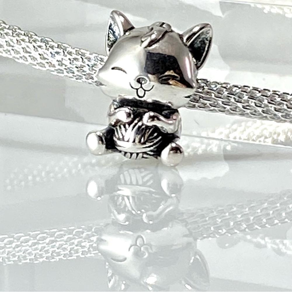 Sterling Silver Kitten with Ball of Yarn Charm